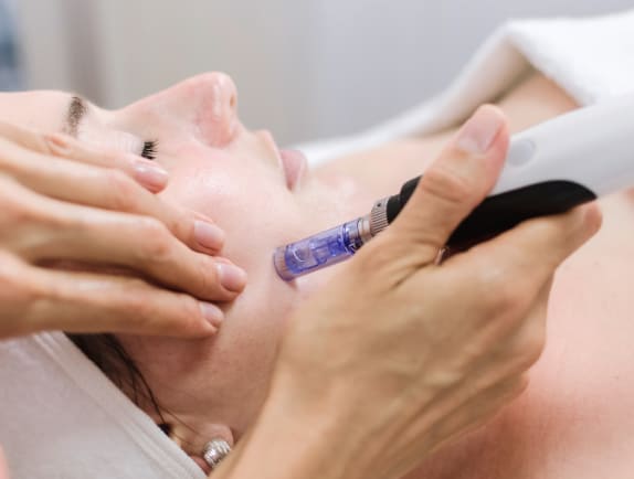 Facial mesitherapy treatment.